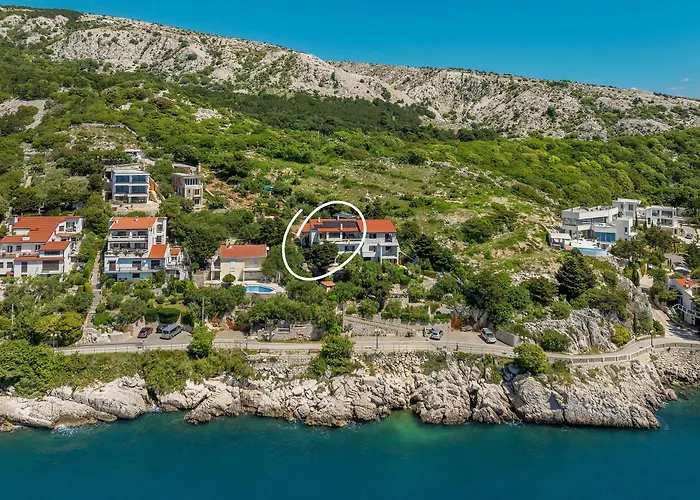 Igor With Terrace And Sea View
